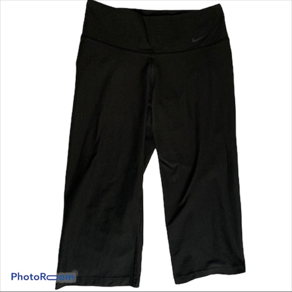 Nike Dri-Fit Size S Athletic Capris Womens Black